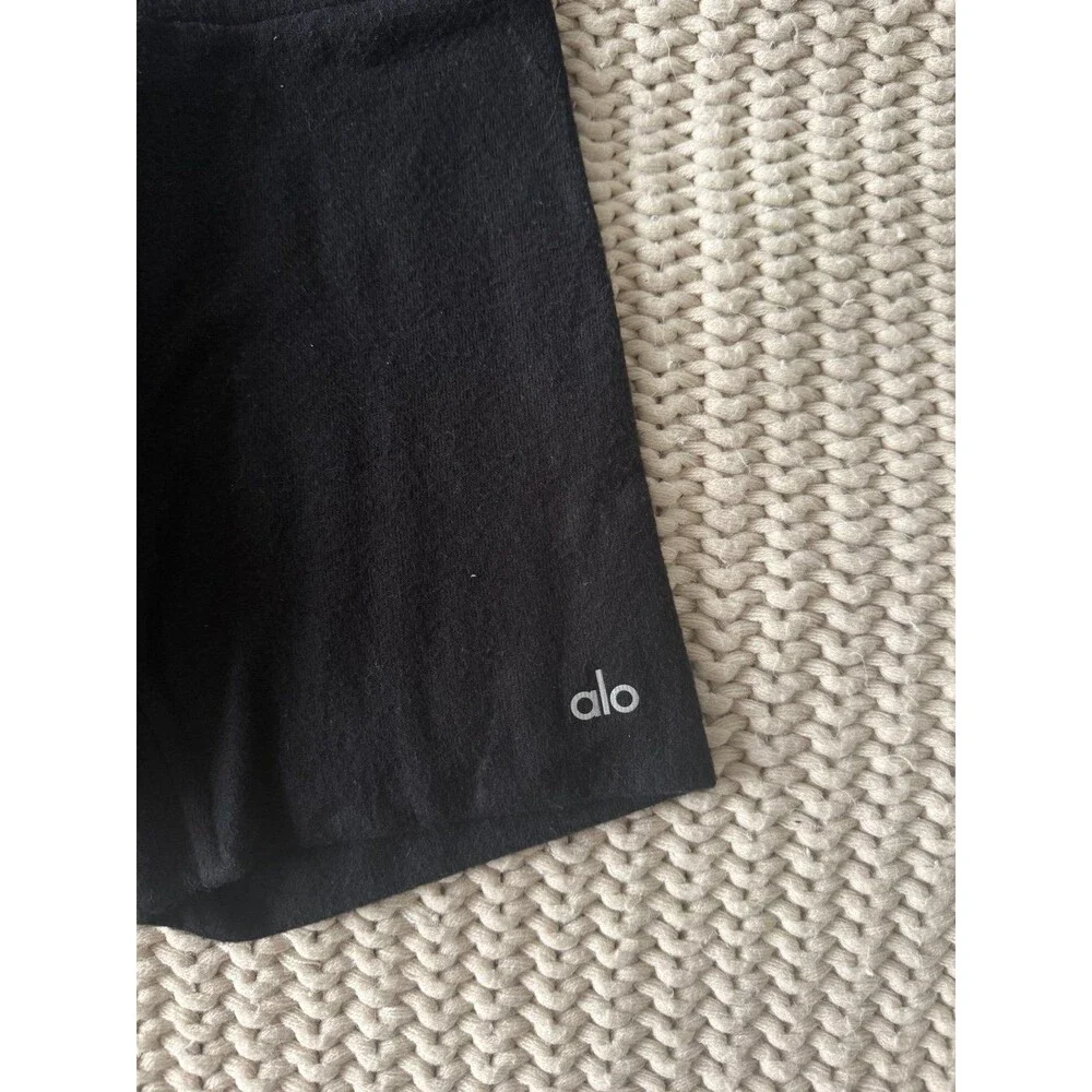 Alo black alolux me time short